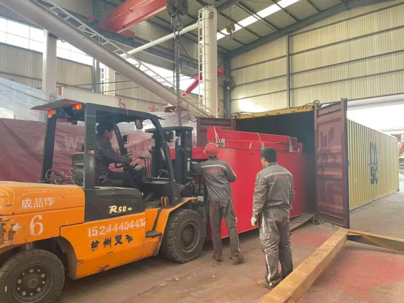 Loading of the JMD350 cutter suction dredger Loading of the JMD350 cutter suction dredger