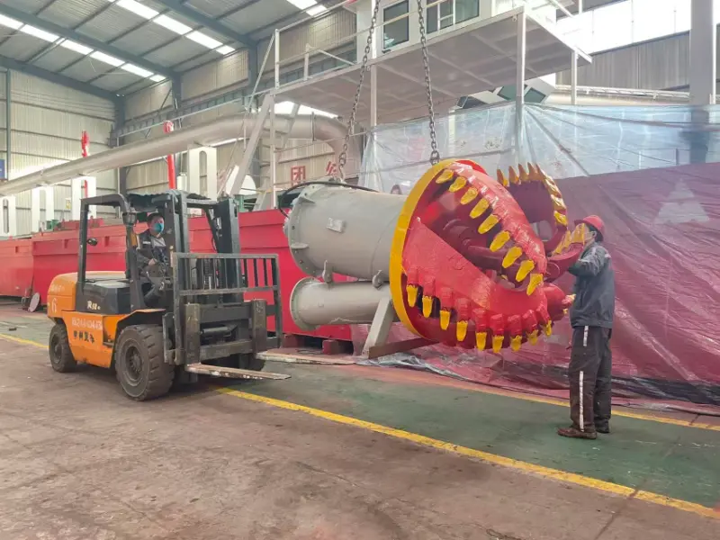 Loading of the JMD350 cutter suction dredger Loading of the JMD350 cutter suction dredger